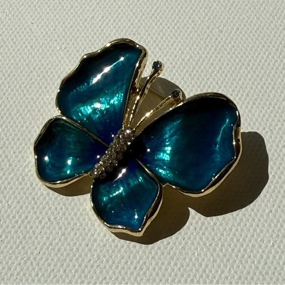 Brooch Blue Butterfly Pin, Elegant Statement Jewelry - Picture 6 of 9